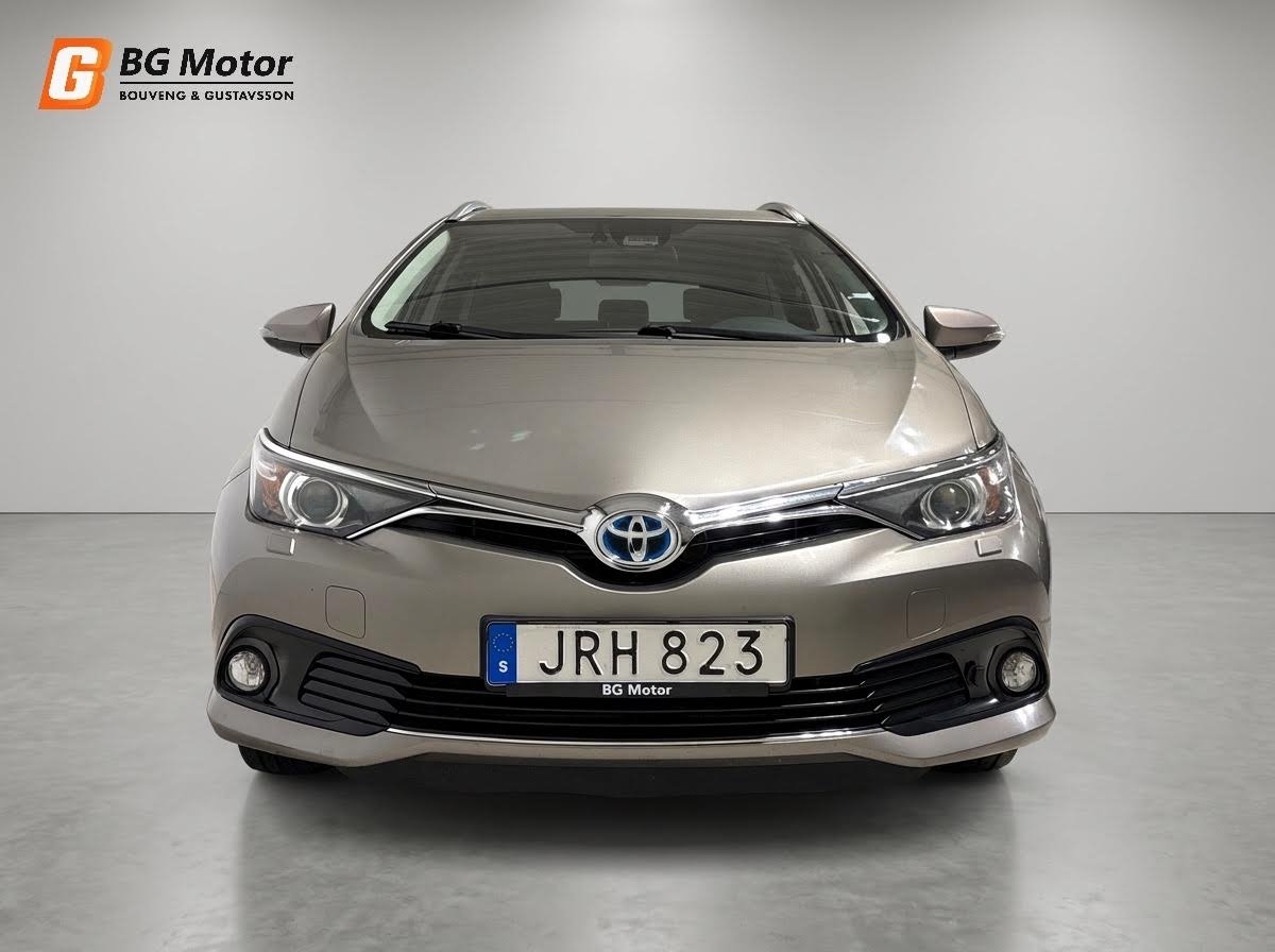 Toyota Auris 1.8 Hybrid 2015, bild 7/10