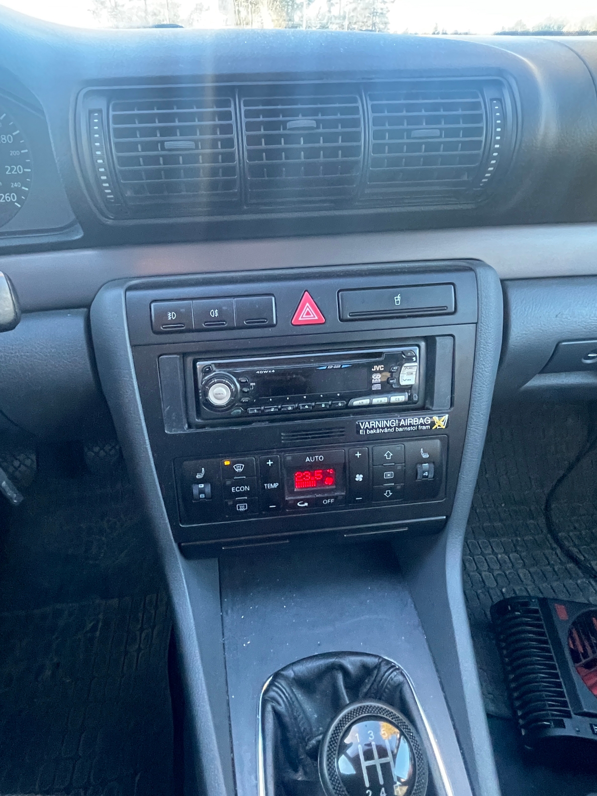 Audi A4 1.8T 2000, bild 5/7
