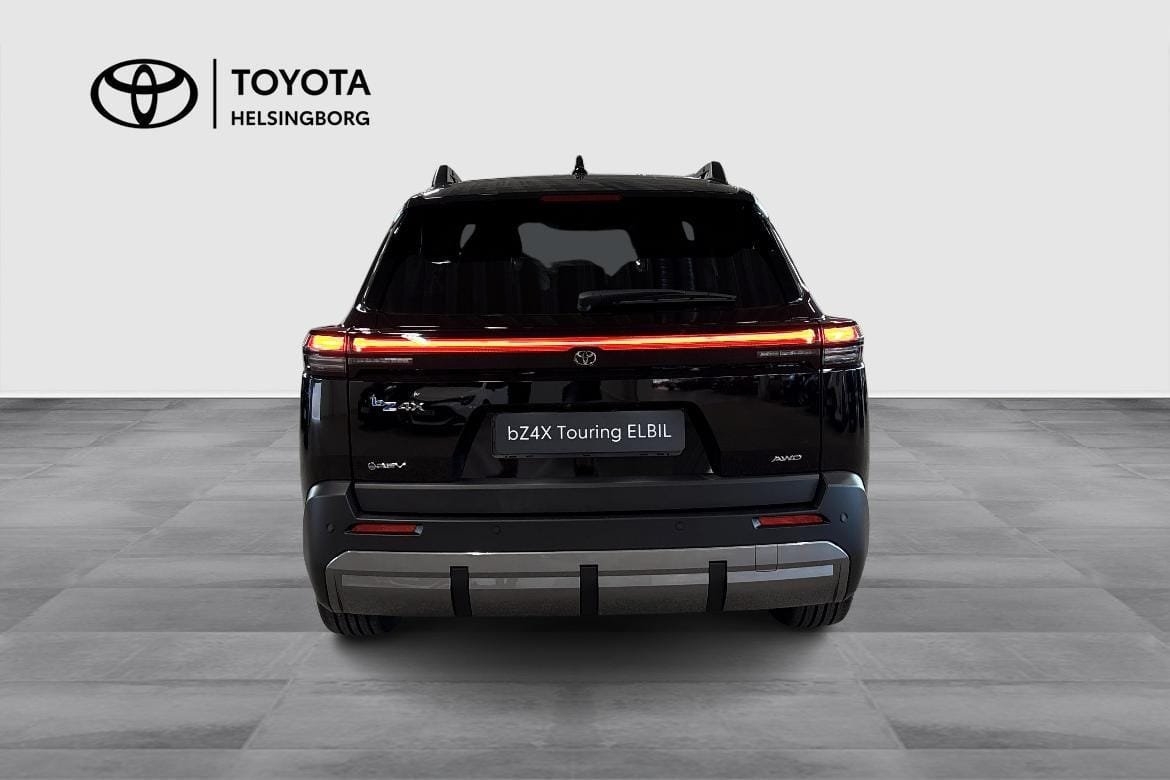Toyota bZ4X Touring Executive 2026, kuva 7/12