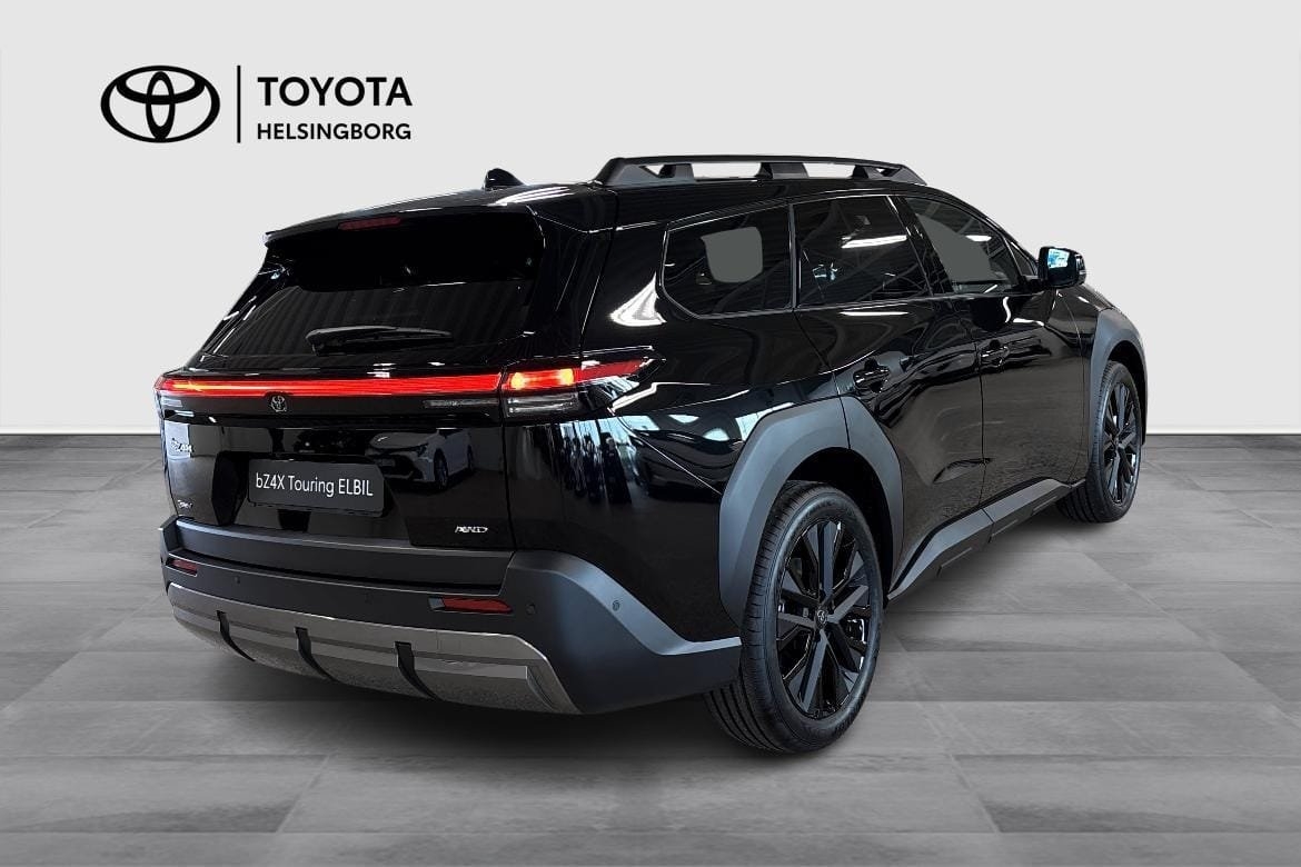 Toyota bZ4X Touring Executive 2026, kuva 6/12
