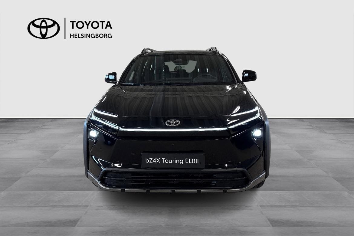 Toyota bZ4X Touring Executive 2026, kuva 2/12