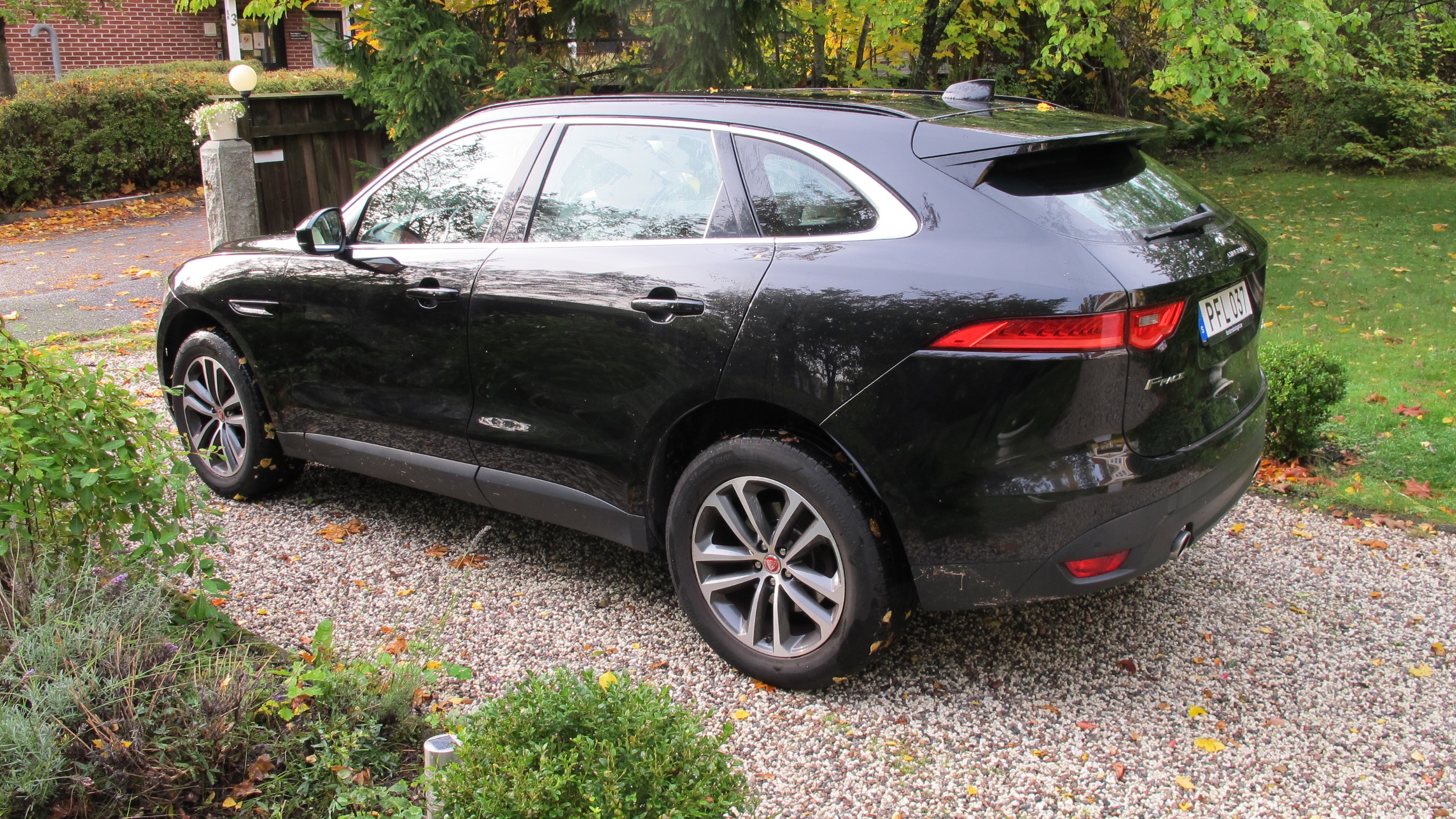 Jaguar F-Pace 30d 2017, bild 2/10