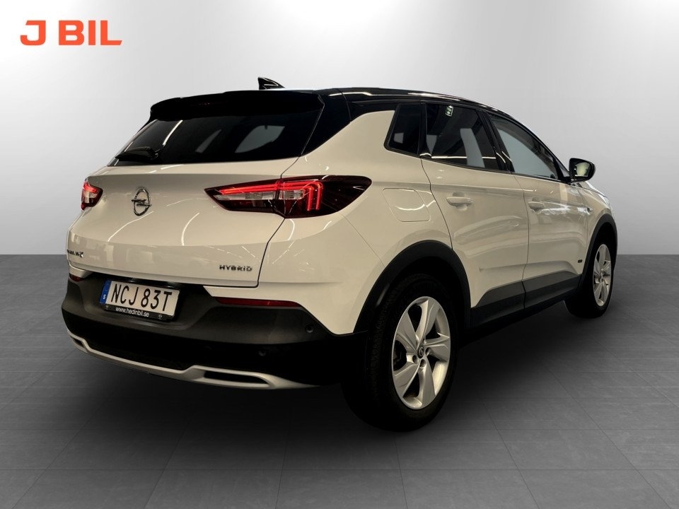 Opel Grandland X 1.6 Turbo Hybrid 2021, bild 3/10
