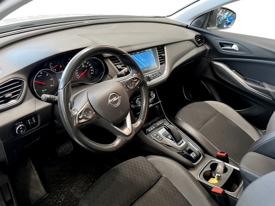 Opel Grandland X 1.6 Turbo Hybrid 2021, bild 4/10