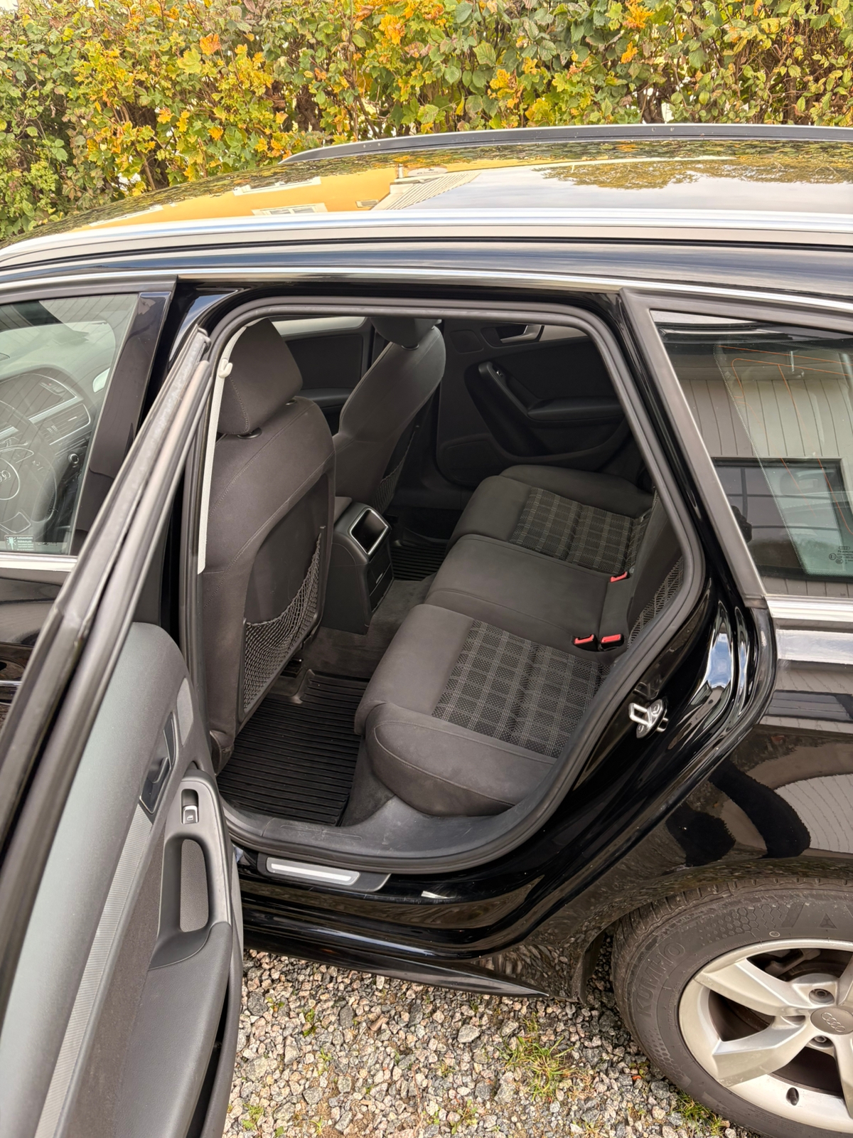 Audi A4 2.0 TDI 2013, bild 7/8