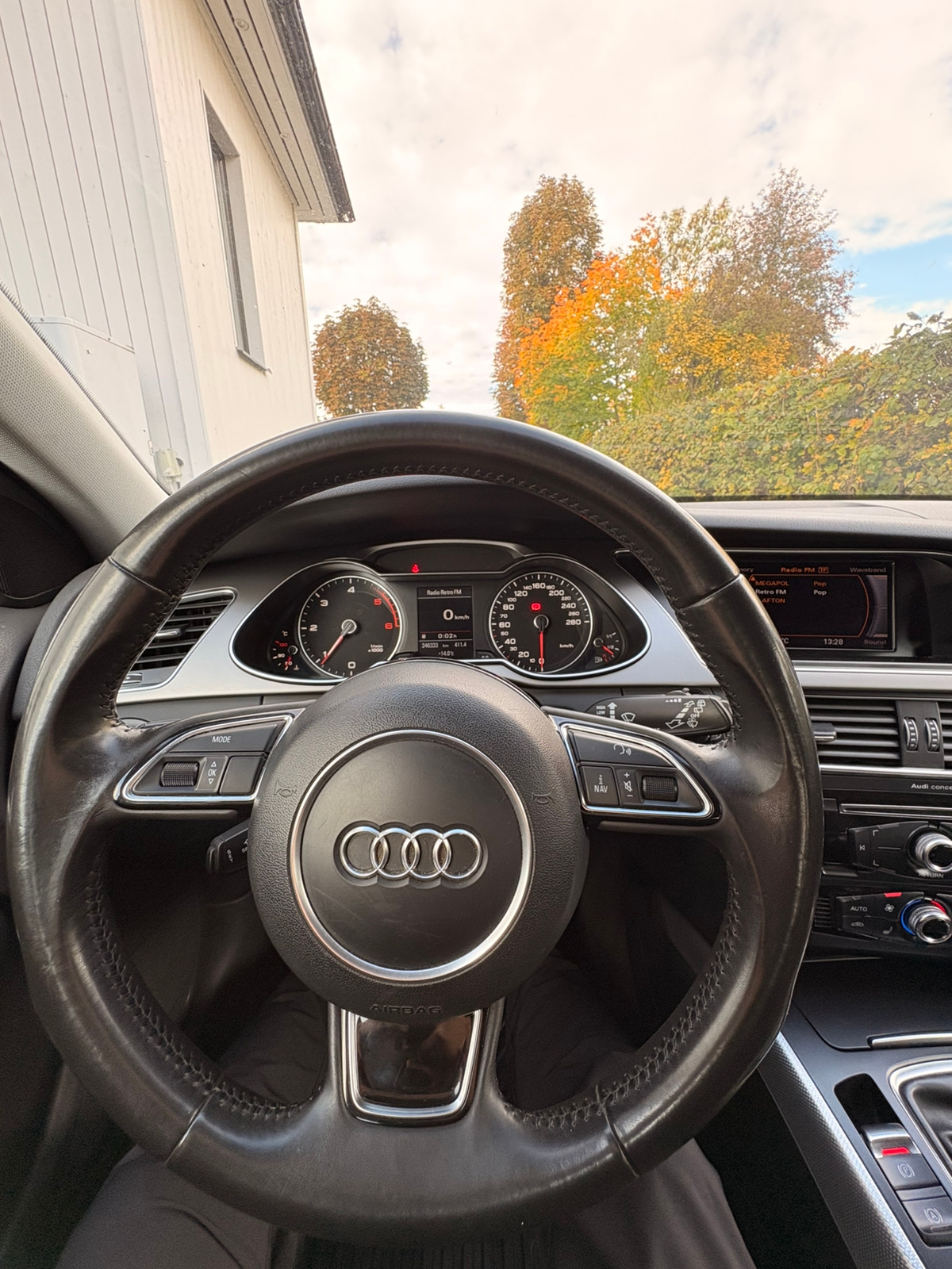 Audi A4 2.0 TDI 2013, bild 5/8
