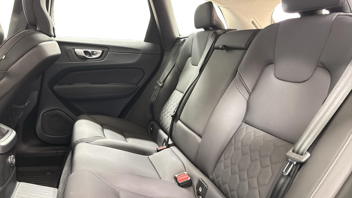 Volvo XC60 T6 Plus Dark Nordic 2026, kuva 6/14