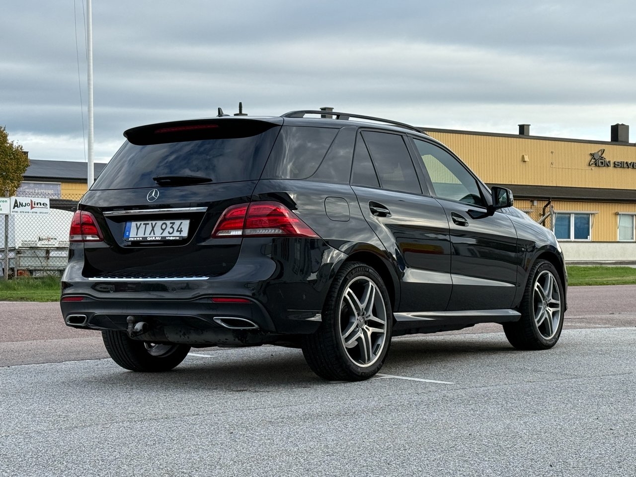 Mercedes-Benz GLE 350 d AMG Line 2018, kuva 4/10