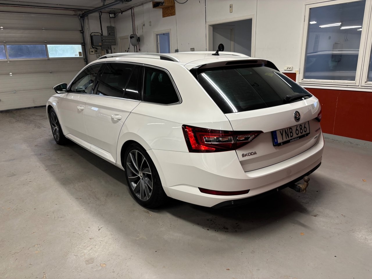 Skoda Superb 2.0 TDI SCR 2018, kuva 4/7