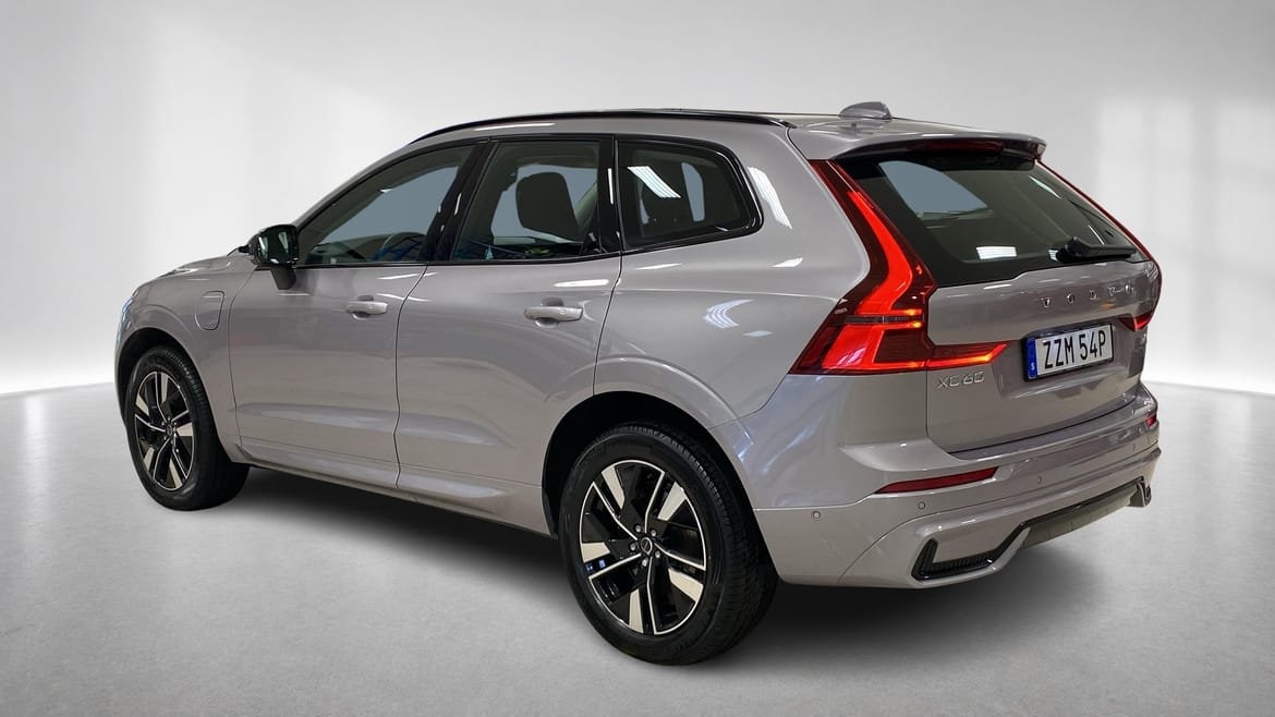 Volvo XC60 T6 Plus Dark Nordic 2026, bild 2/10