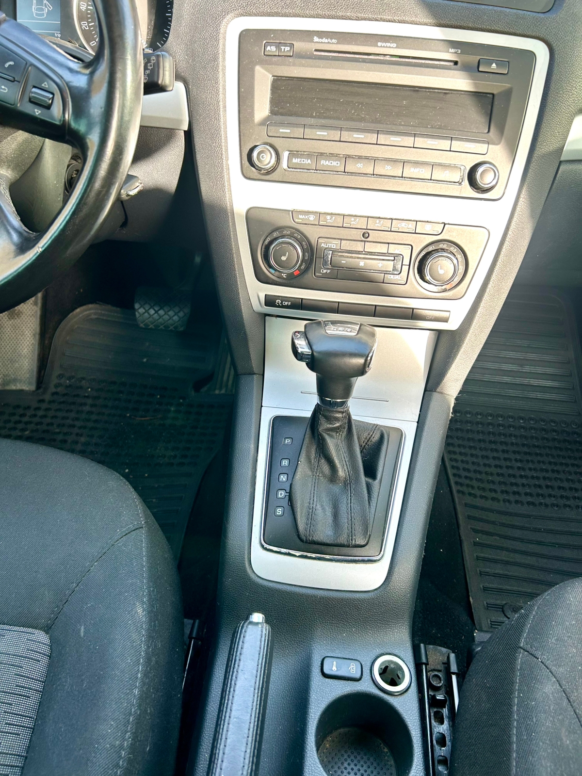 Skoda Octavia 2.0 TDI 2011, kuva 5/10