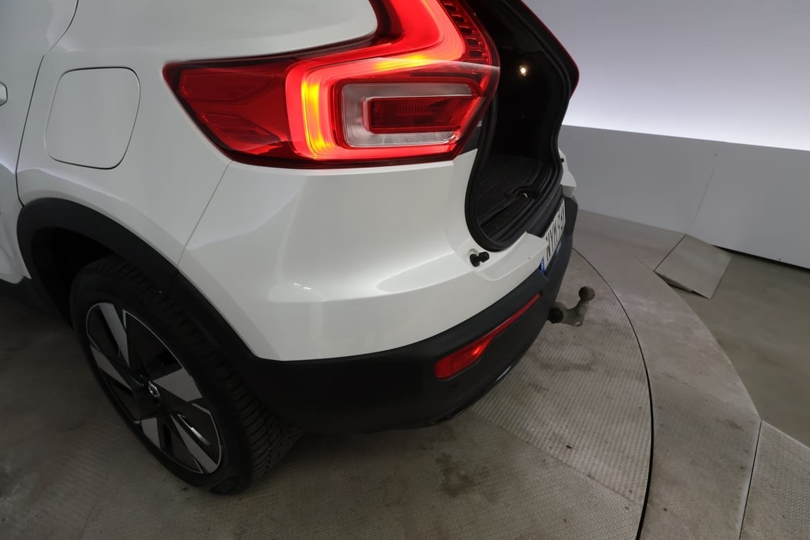 Volvo XC40 Extended Range Plus 2024, bild 7/10