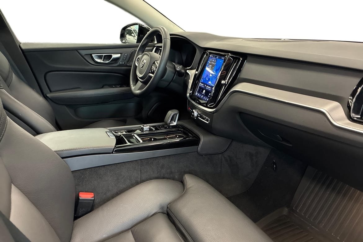 Volvo V60 T6 Plus Dark Nordic Edition 2025, kuva 7/10