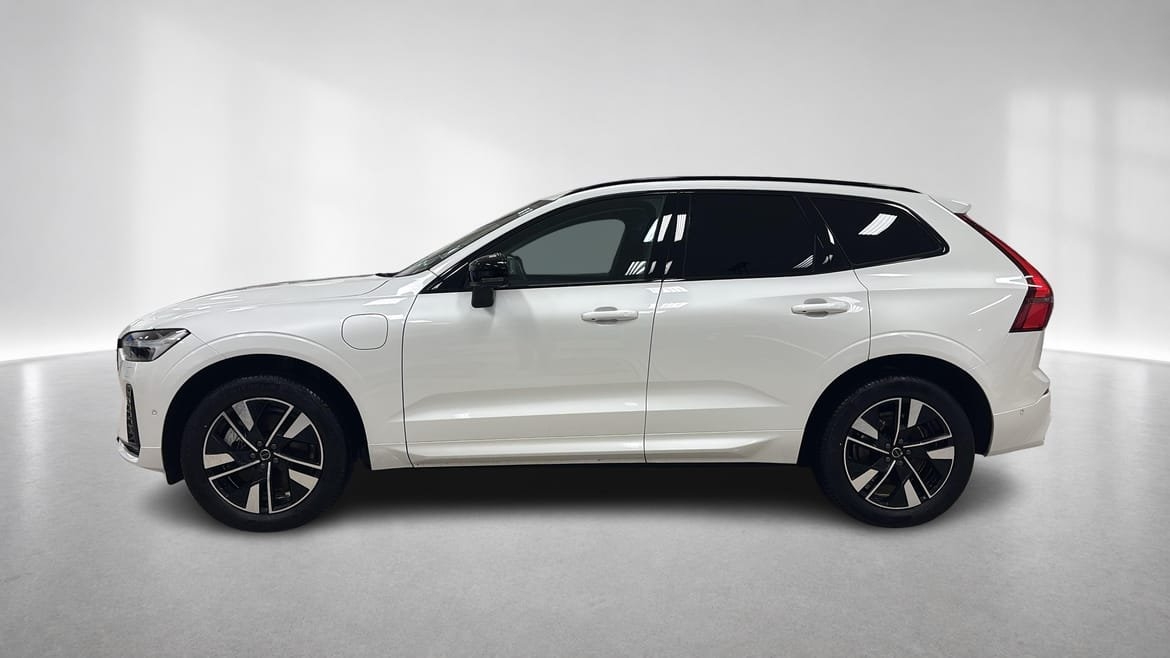 Volvo XC60 T6 Plus Dark Nordic 2026, bild 3/10