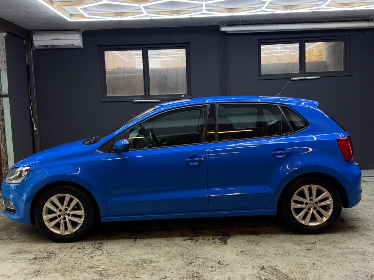 Volkswagen Polo 1.2 TSI Masters 2015, bild 2/10