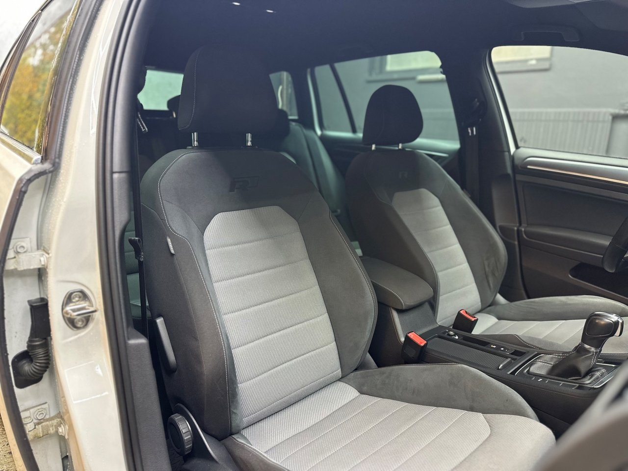 Volkswagen Golf 2.0 TDI R-Line 2015, bild 7/10
