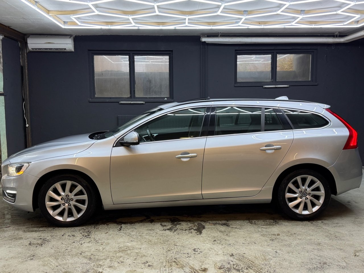 Volvo V60 D4 2014, bild 2/10