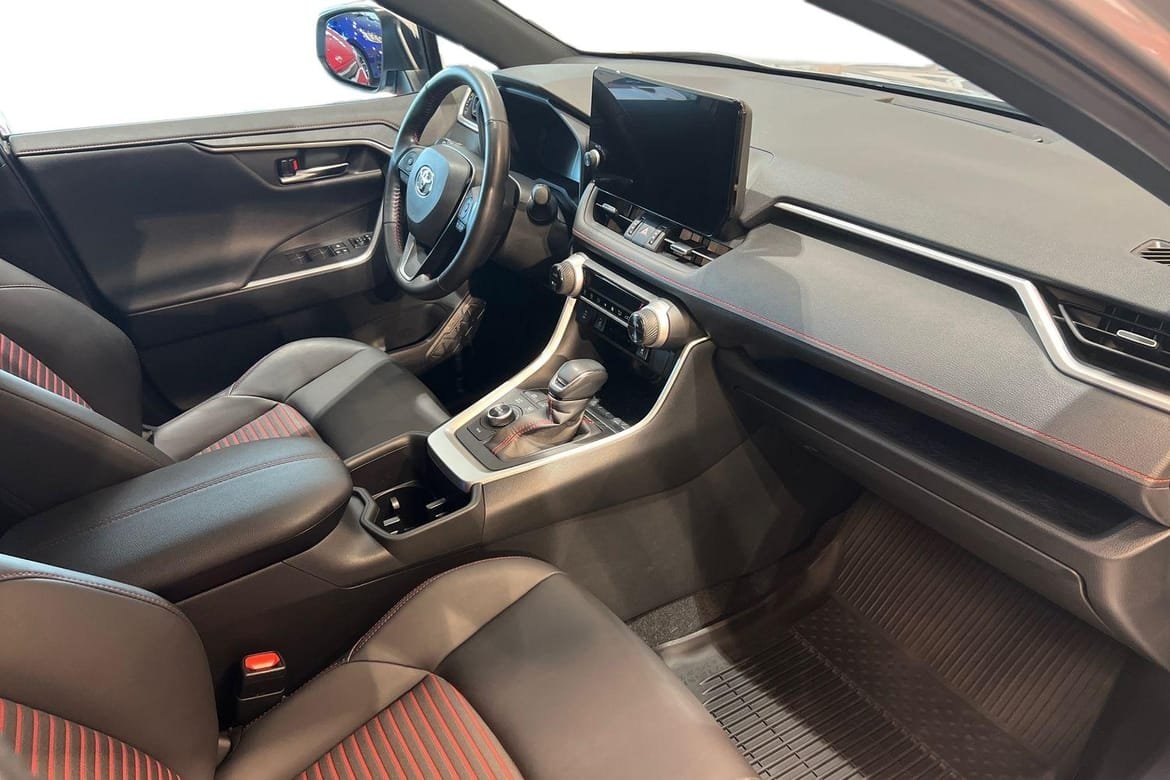 Toyota RAV4 2.5 Edition 2023, photo 7/10