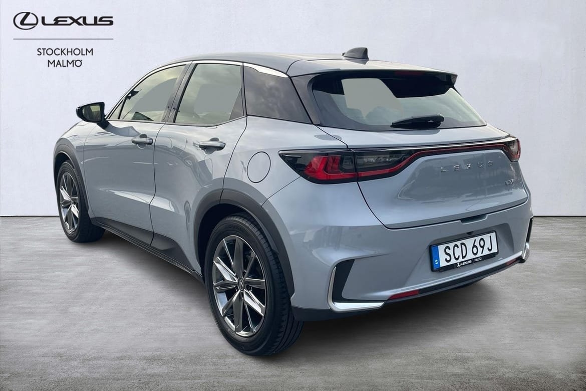 Lexus LBX Elegant 2026, bild 2/10