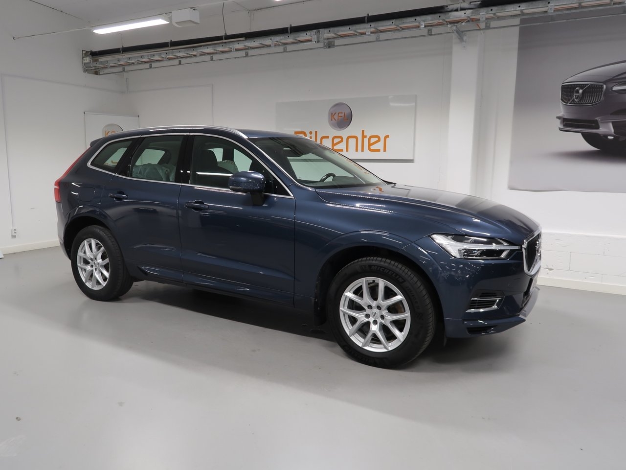 Volvo XC60 T8 Momentum 2019, bild 5/10