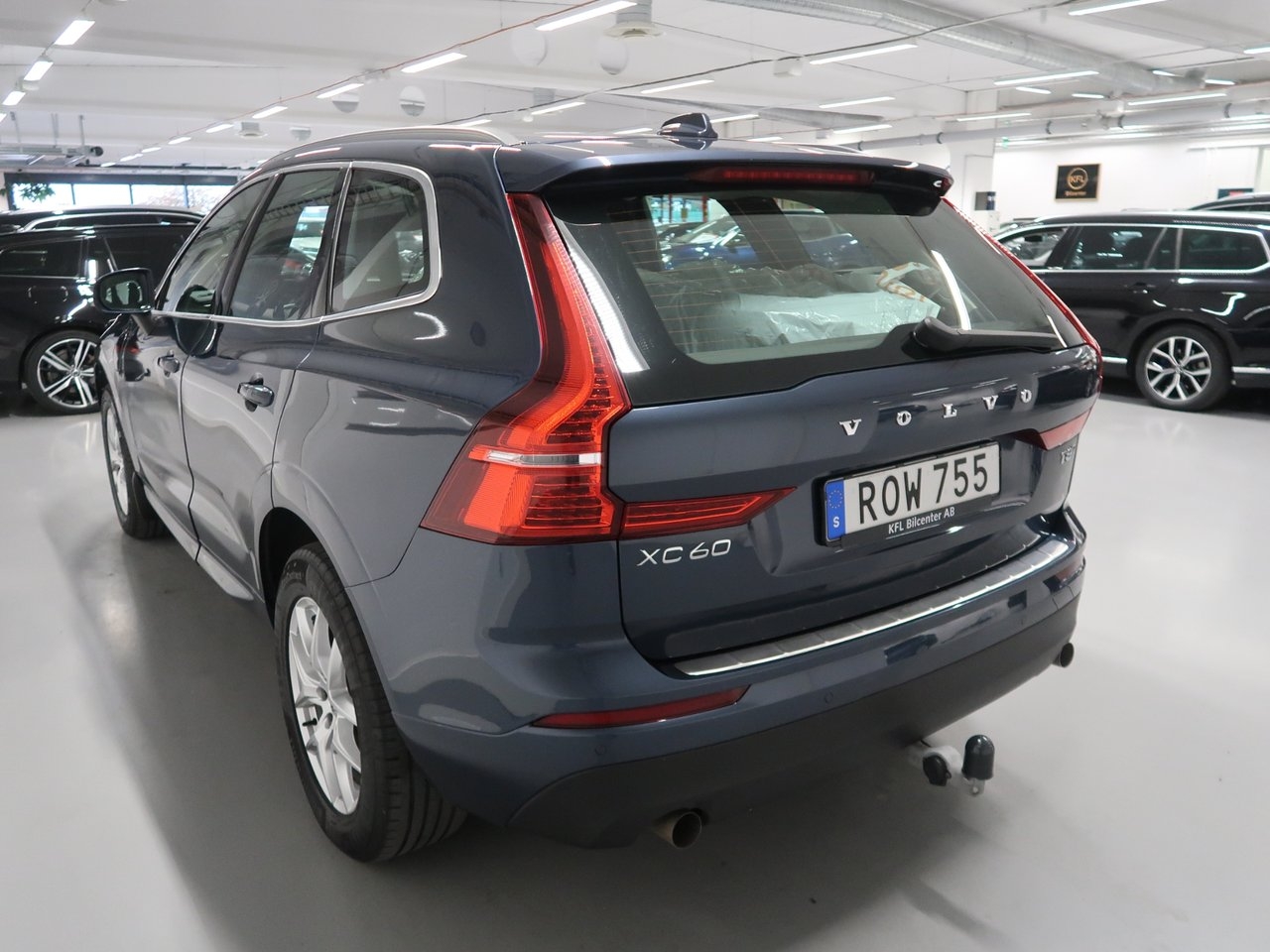 Volvo XC60 T8 Momentum 2019, bild 9/10