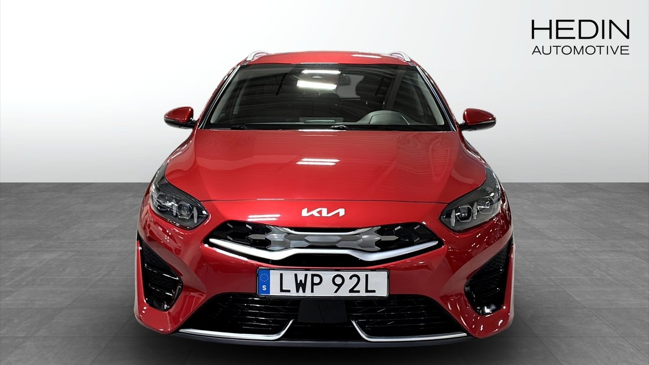 Kia Ceed 1.6 GDI Advance Plus 2022, bild 2/13