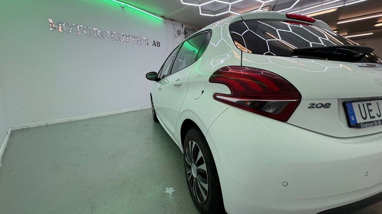 Peugeot 208 1.2 PureTech 82 2016, bild 7/10
