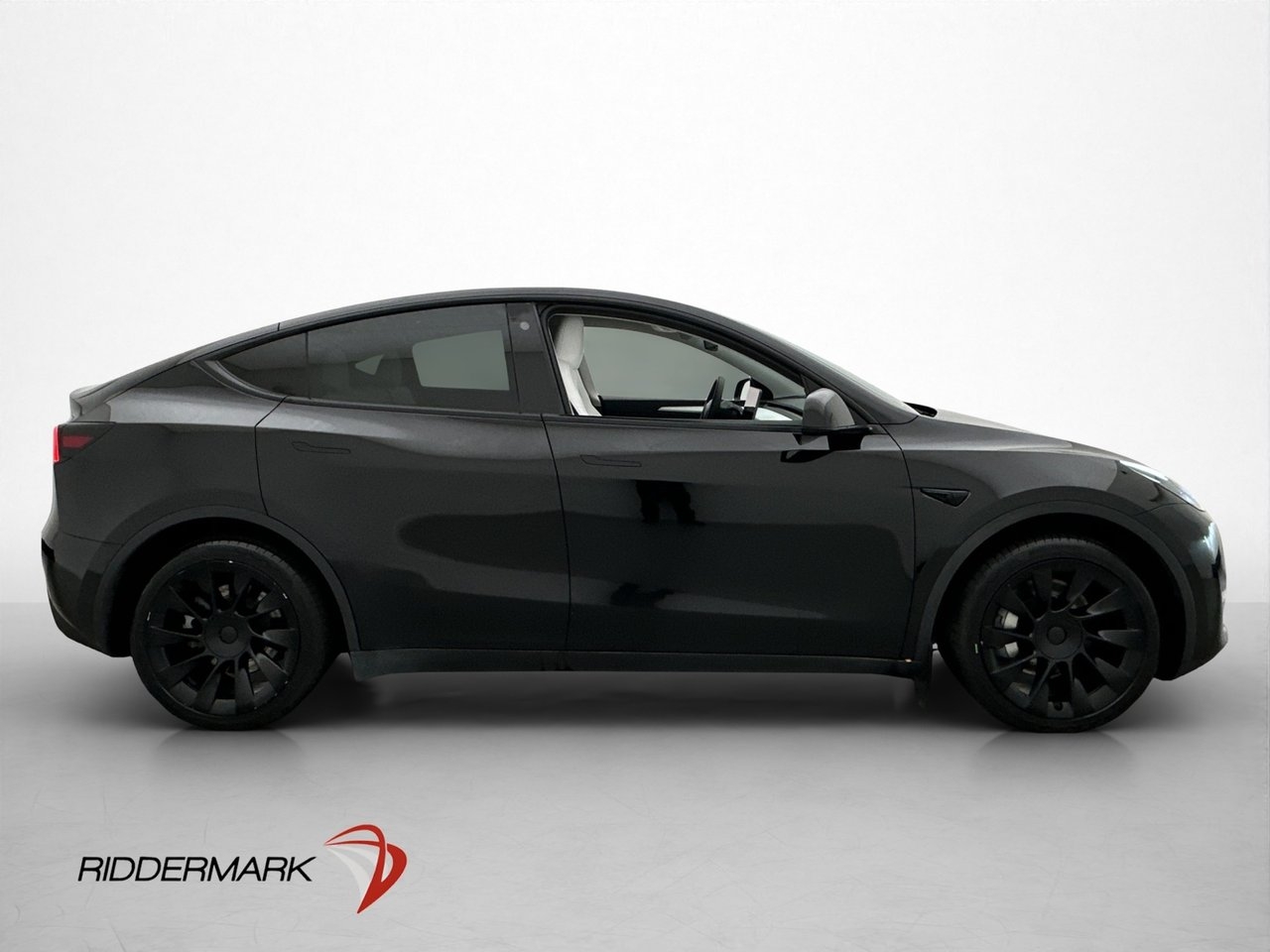 Tesla Model Y 2023, kuva 5/10