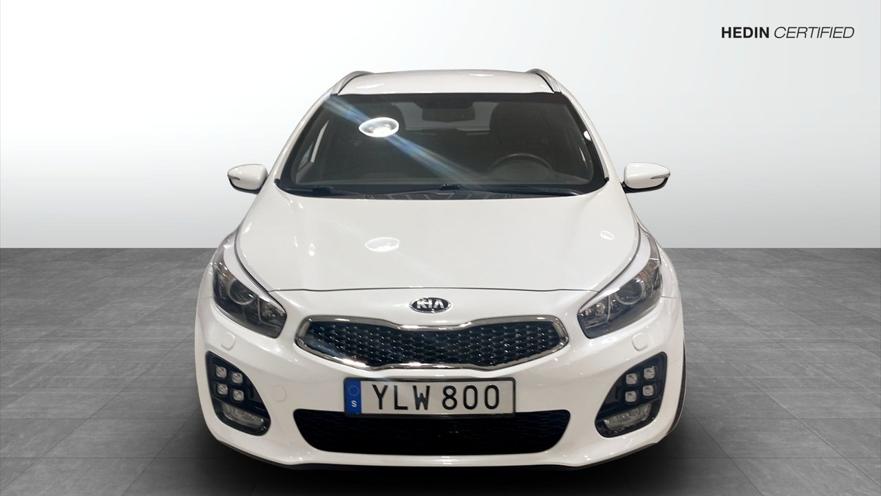 Kia Ceed 1.6 GDI GT Line 2018, bild 2/14