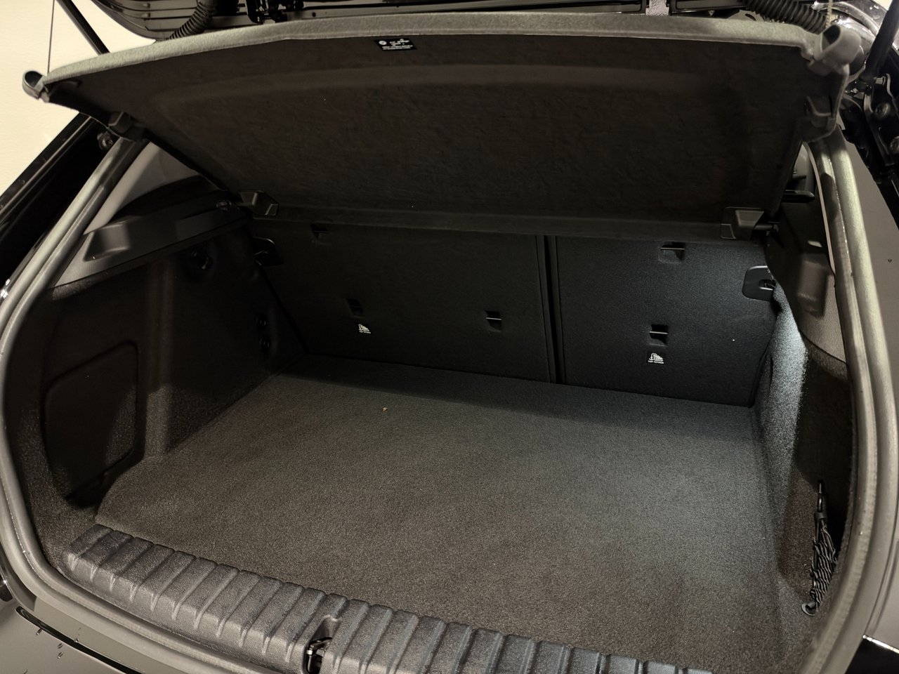 BMW 120 2026, bild 6/10