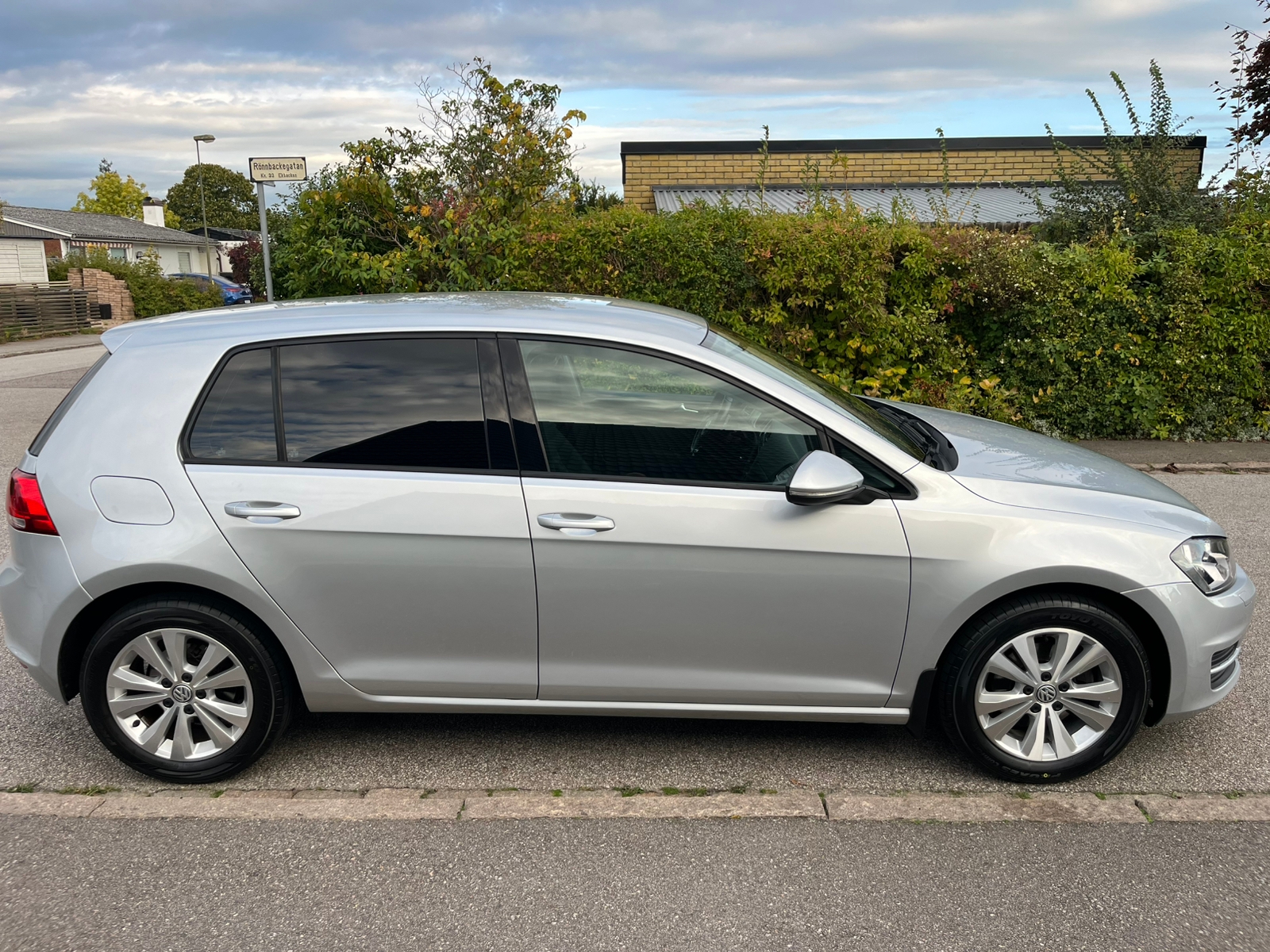 Volkswagen Golf 1.2 TSI 2013, bild 2/14