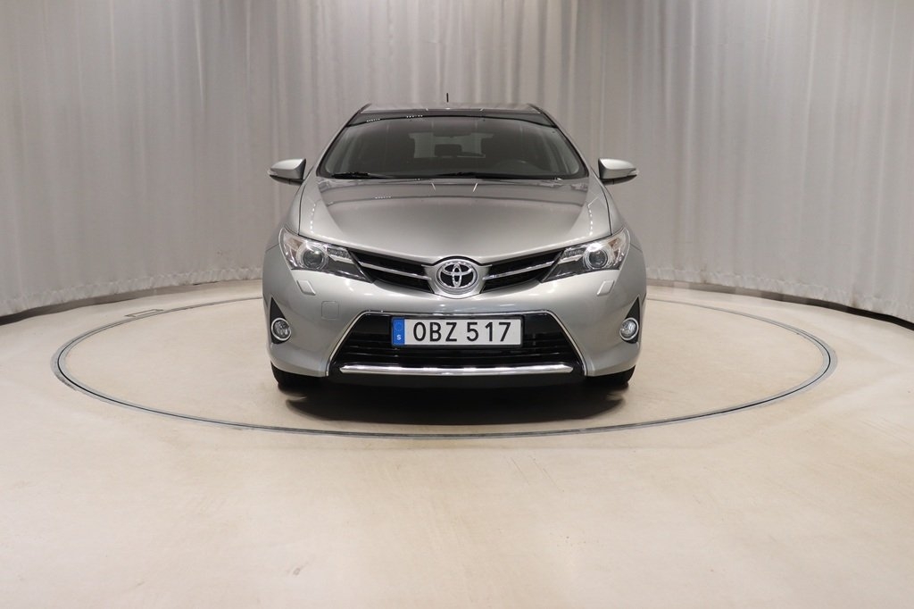 Toyota Auris 1.6 2015, bild 2/10