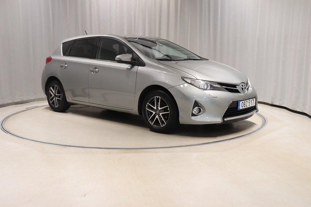 Toyota Auris 1.6 2015, bild 3/10