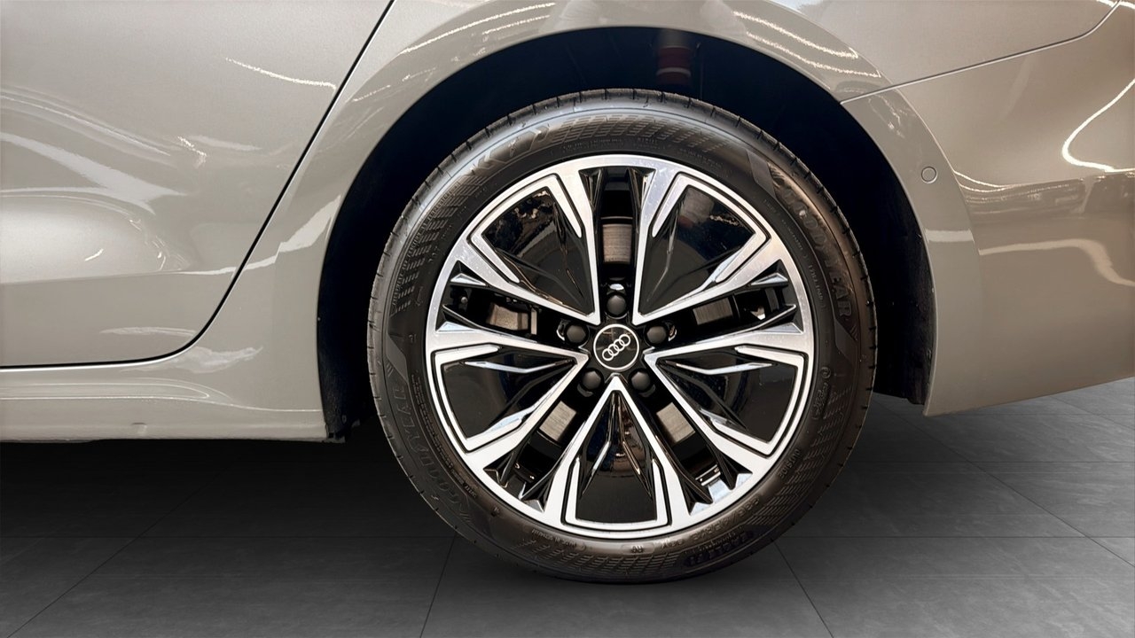 Audi A5 2.0 TFSI e-hybrid 2025, bild 6/19