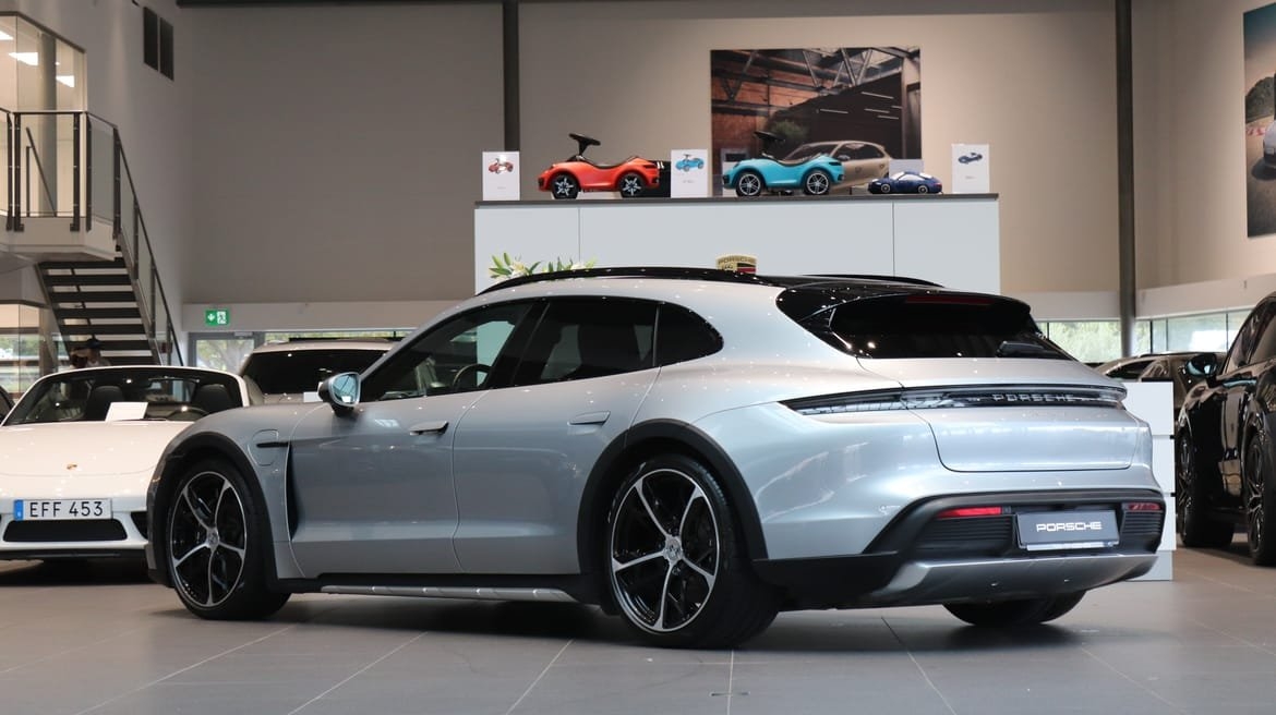 Porsche Taycan 2025, photo 3/10