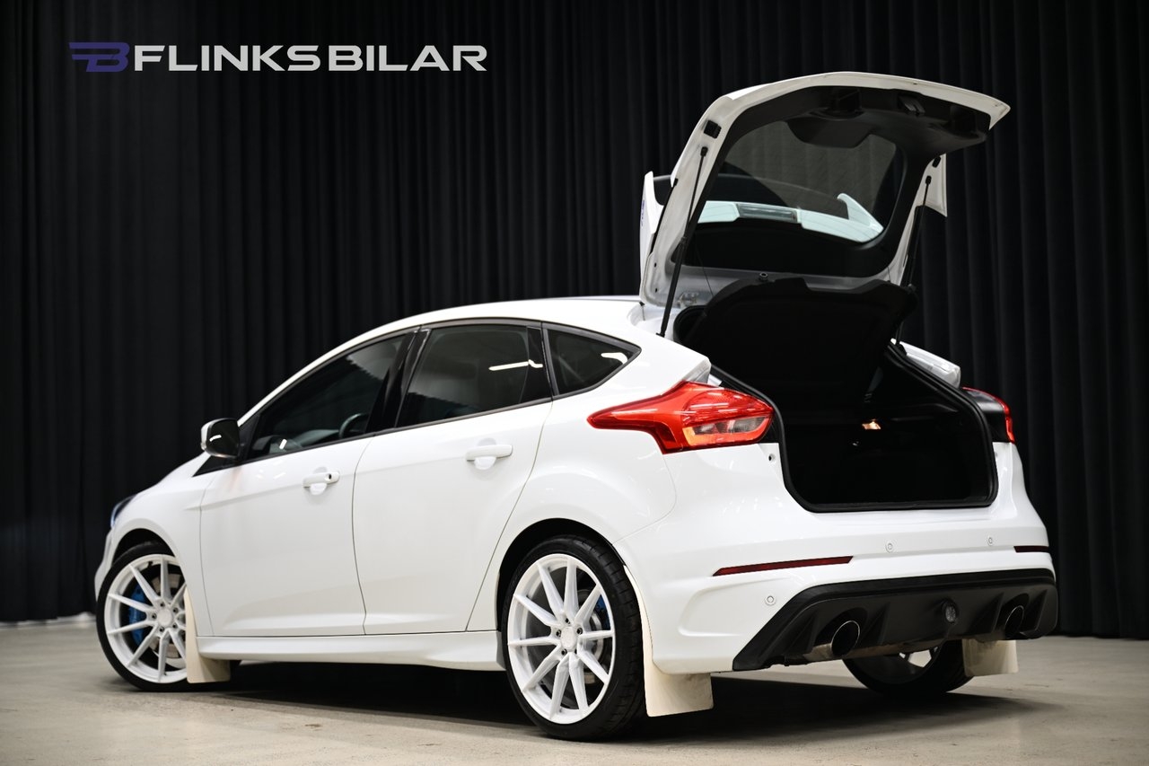 Ford Focus RS 2016, bild 5/10