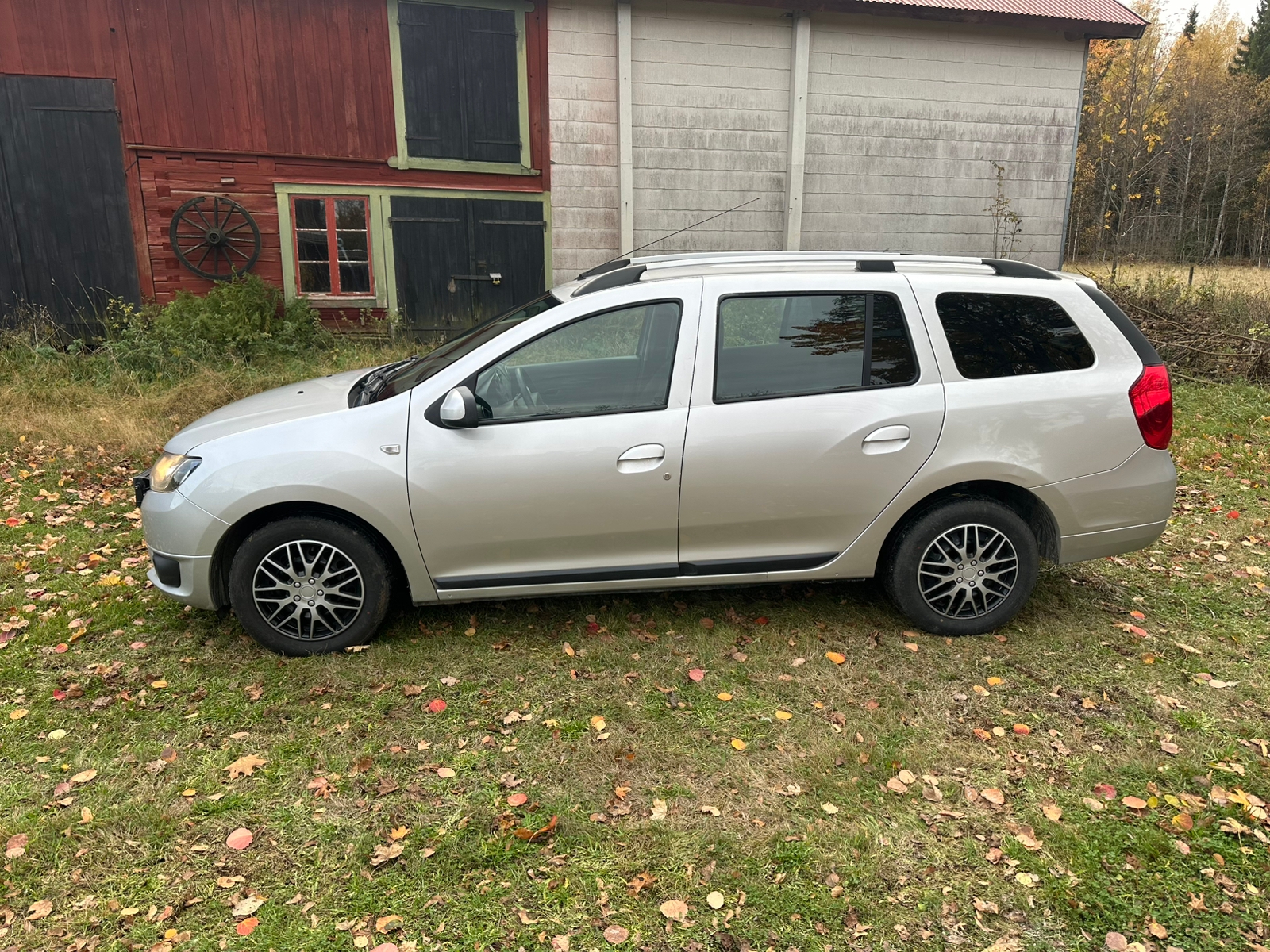 Dacia Logan TCe 90 2016, kuva 2/10