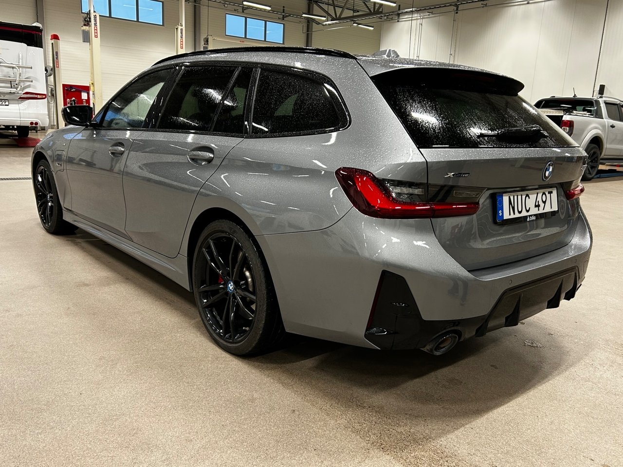 BMW 330e M Sport 2023, photo 6/10