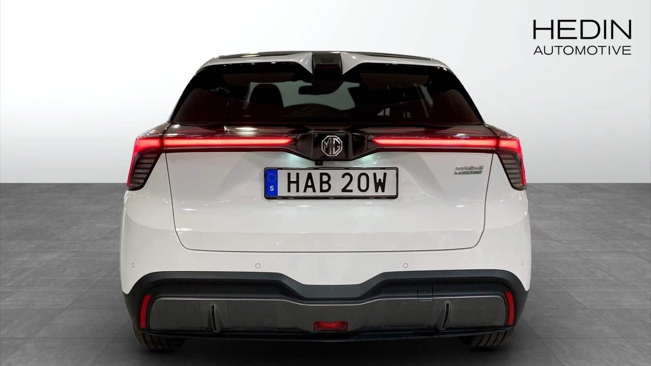 MG MG4 Electric Luxury 2022, bild 7/10