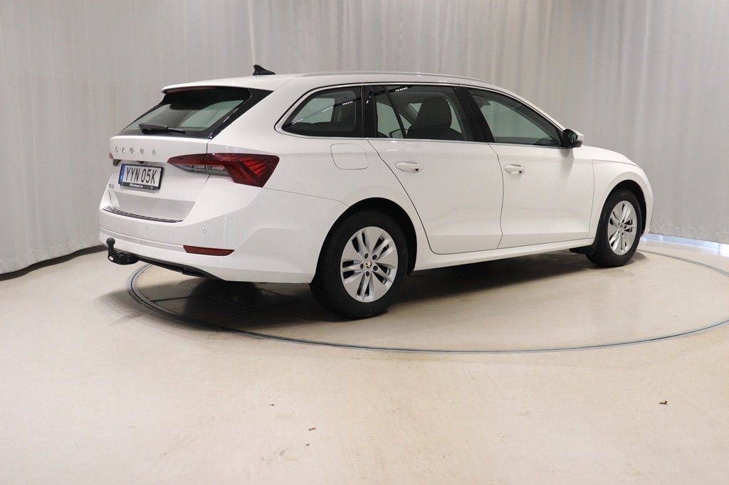 Skoda Octavia 2024, bild 4/10