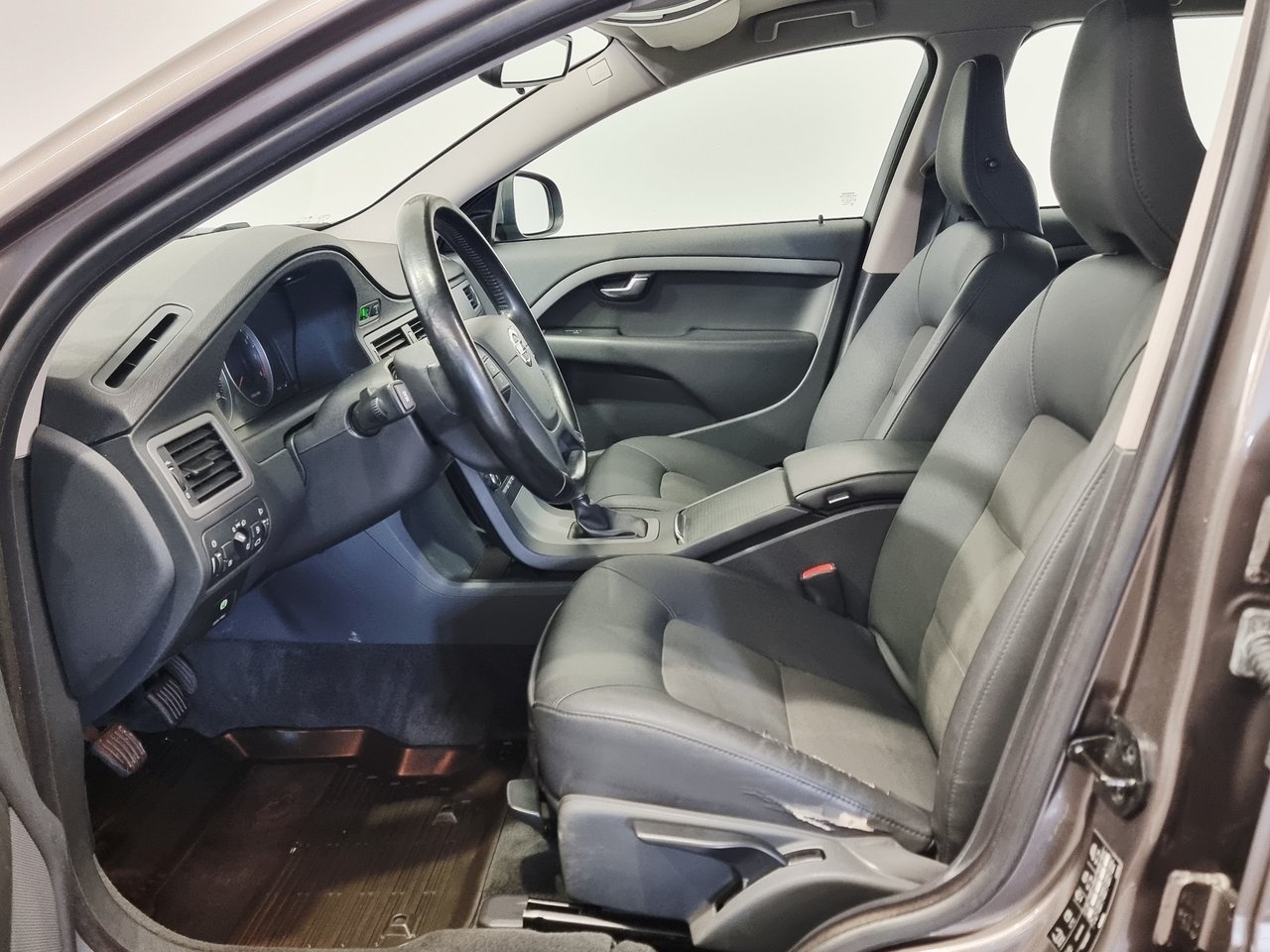Volvo V70 2.0 Kinetic 2011, bild 5/10