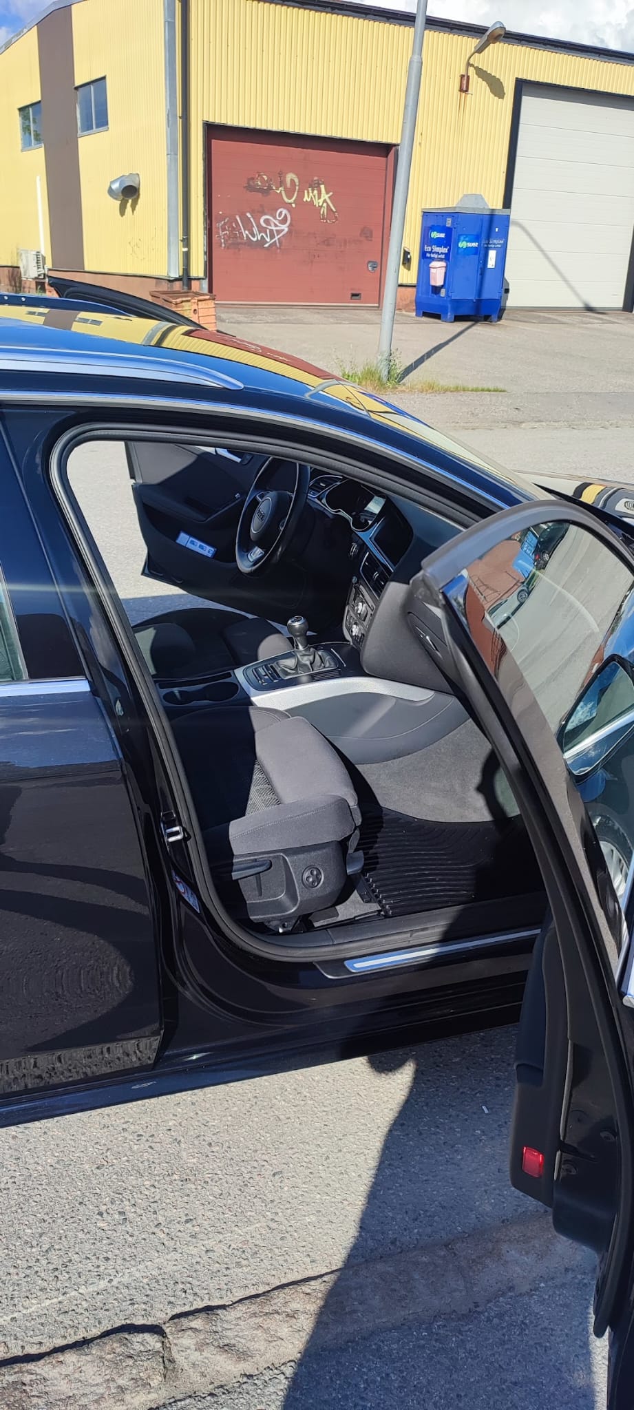 Audi A4 2.0 TDI 2014, bild 6/6