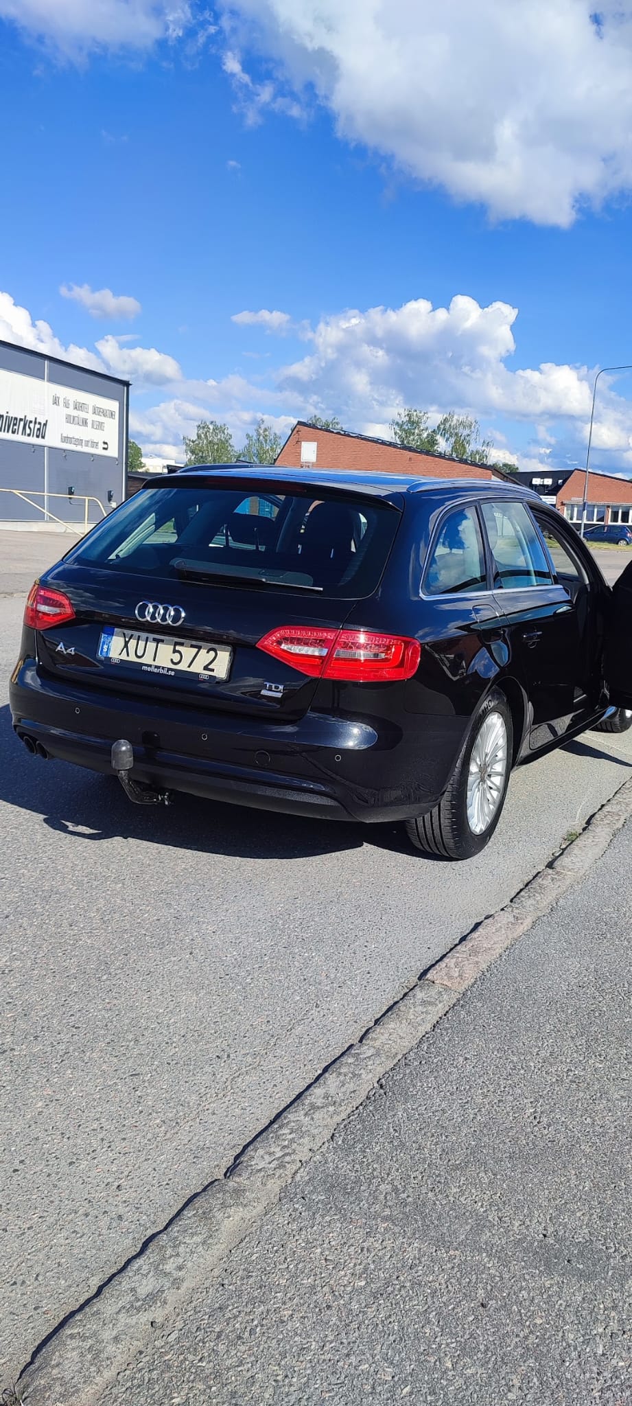 Audi A4 2.0 TDI 2014, bild 5/6