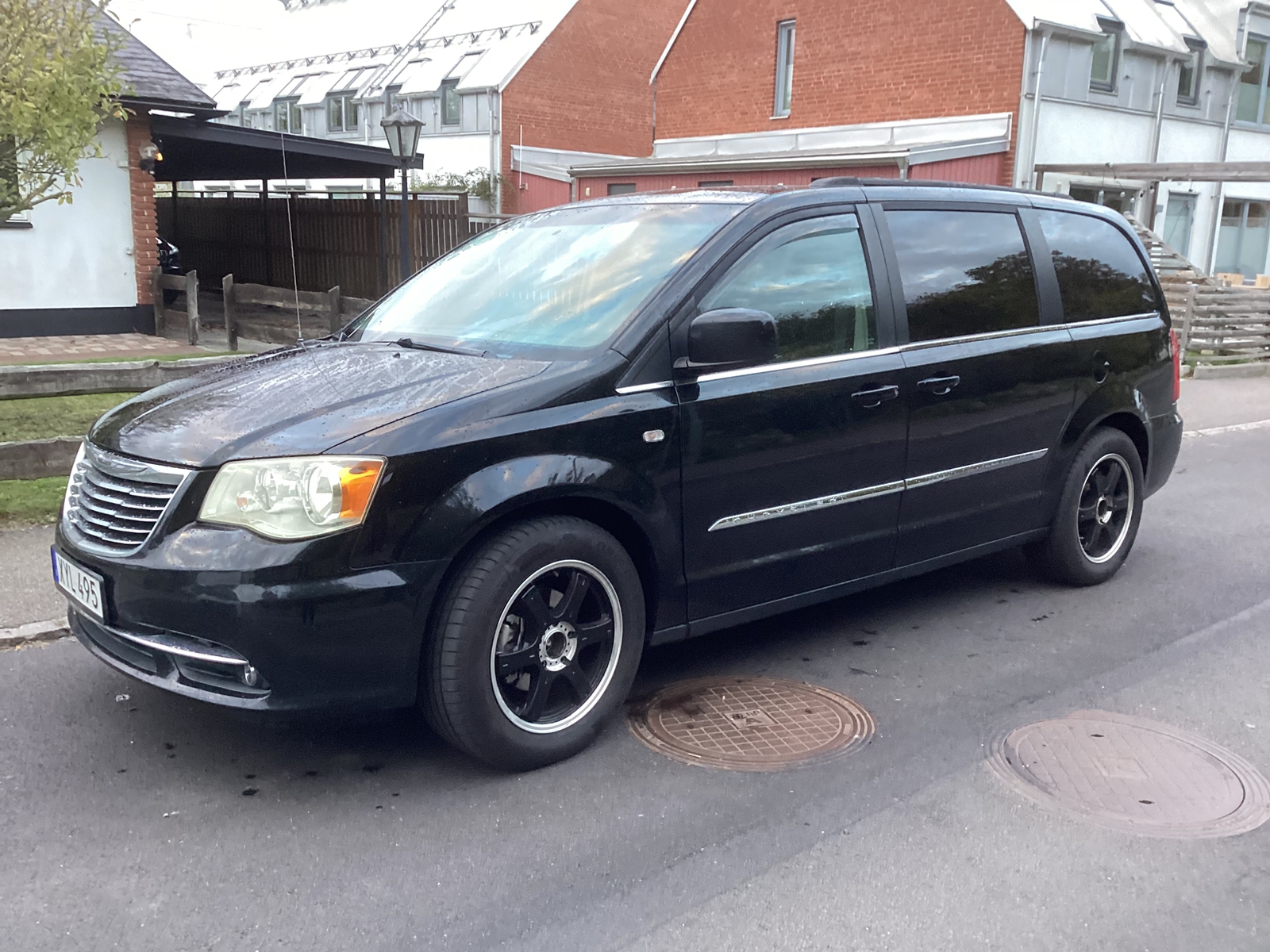 Chrysler Town & Country 2012, bild 3/6
