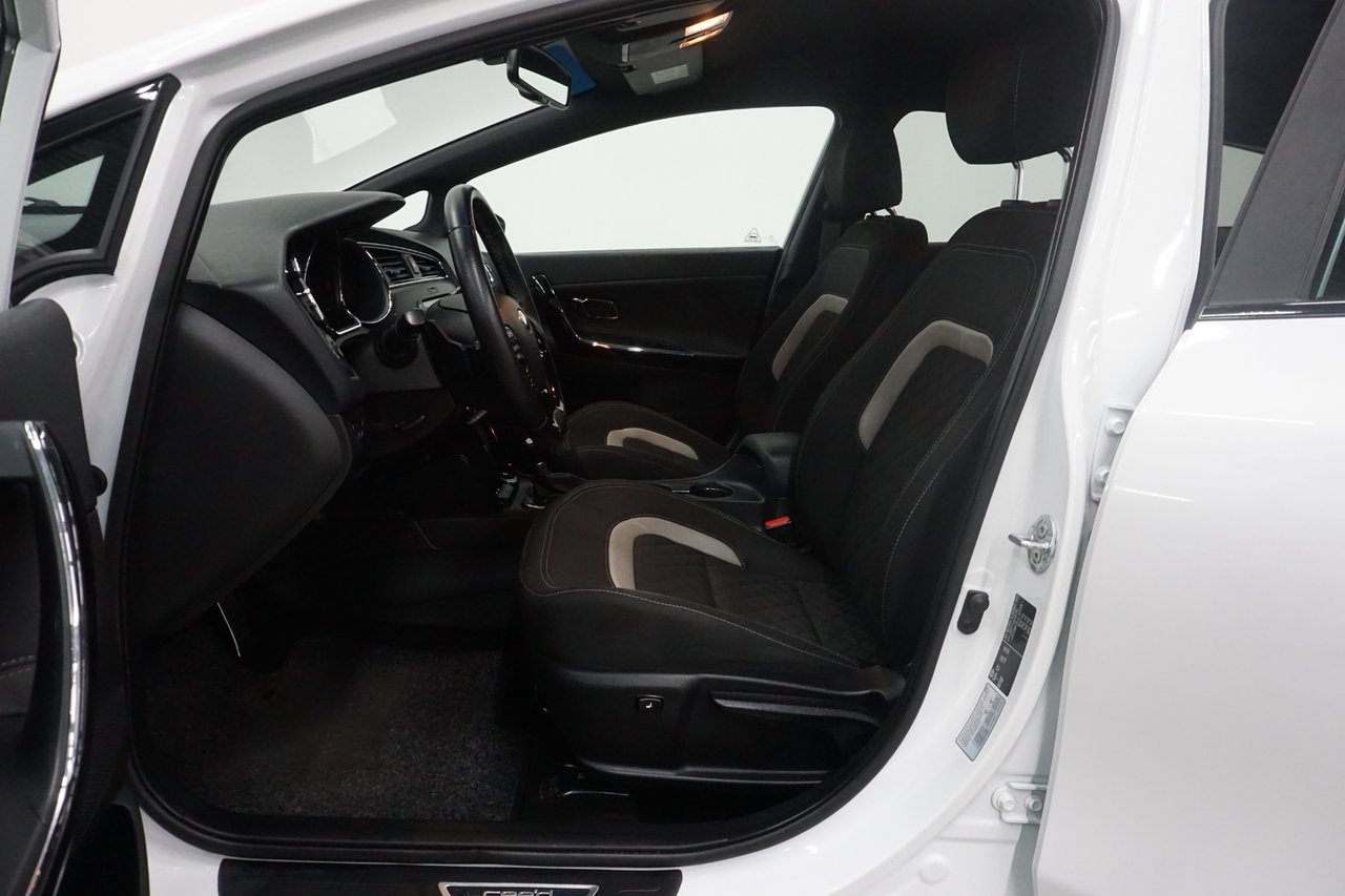 Kia Ceed 1.6 GDI GT Line 2018, bild 7/10