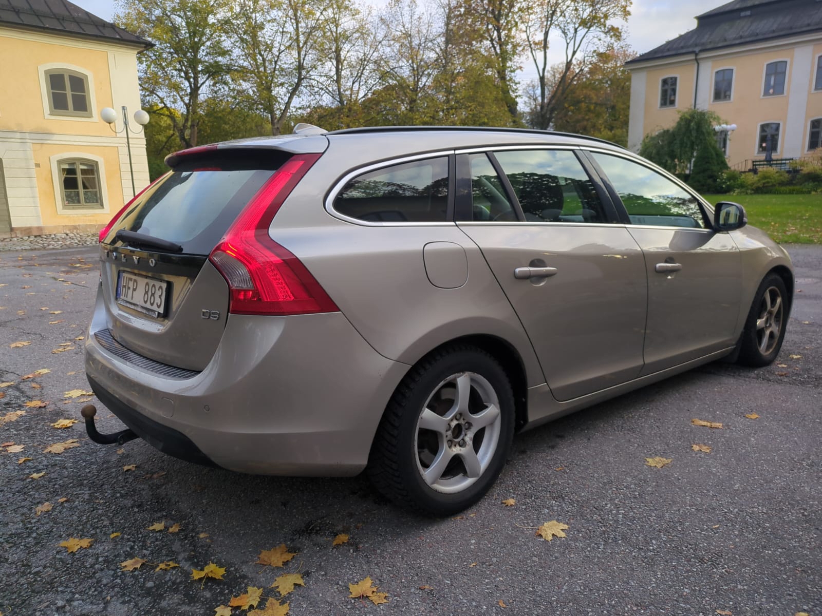 Volvo V60 D3 Momentum 2011, kuva 5/10
