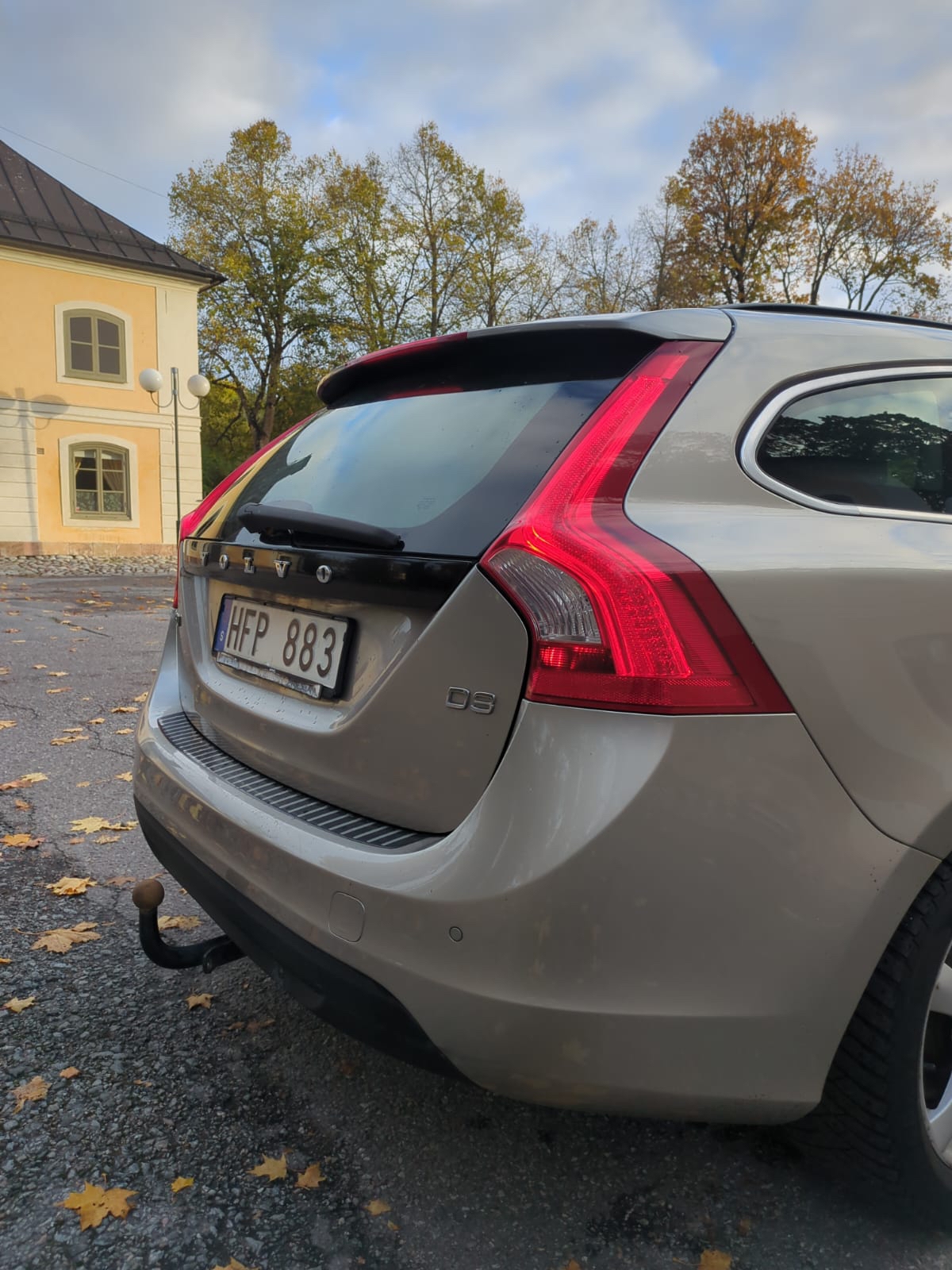 Volvo V60 D3 Momentum 2011, kuva 6/10