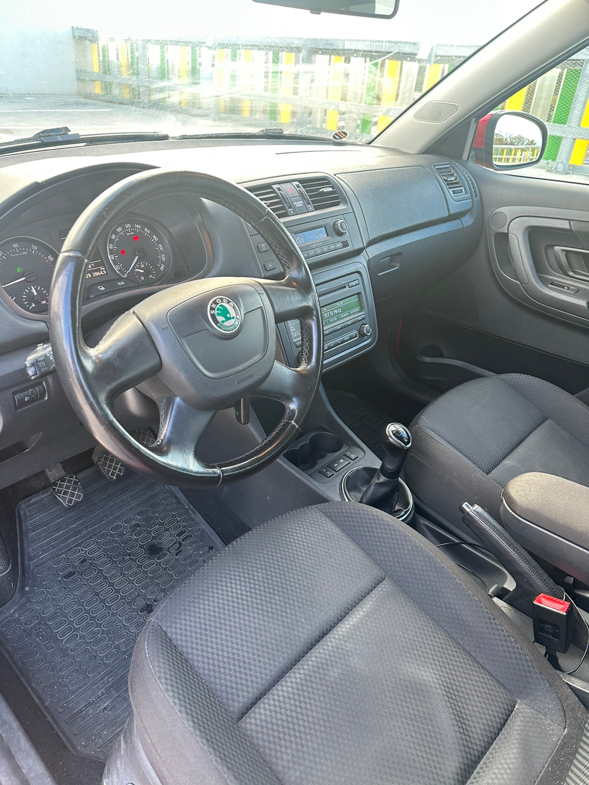 Skoda Fabia 1.2 HTP 12V 2011, bild 5/6