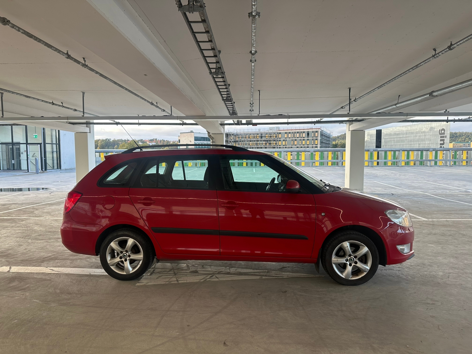 Skoda Fabia 1.2 HTP 12V 2011, bild 4/6