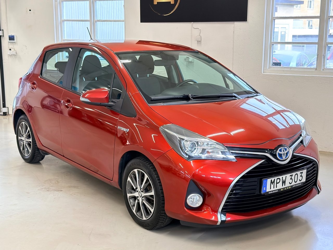 Toyota Yaris 1.5 Hybrid Active 2014, photo 5/10